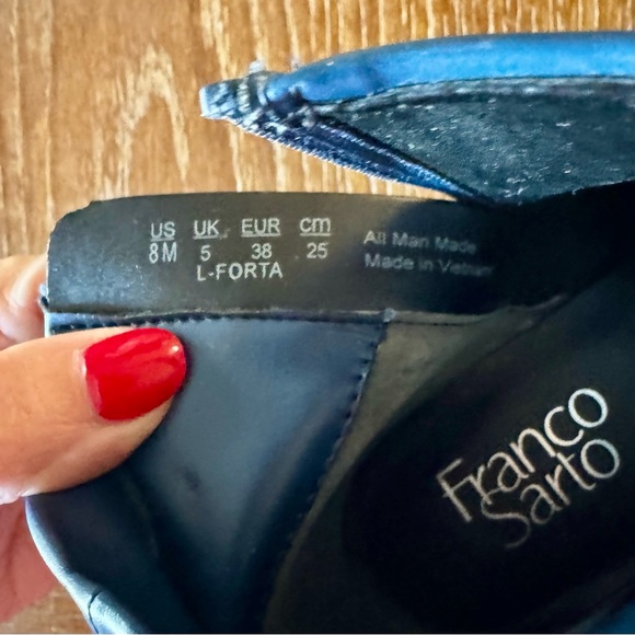 NWOT navy blue Franco Sarto Forta ankle booties 8M - Picture 11 of 13